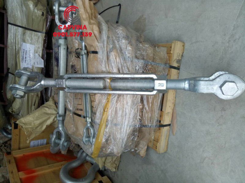 Structural bracing and heavy stays