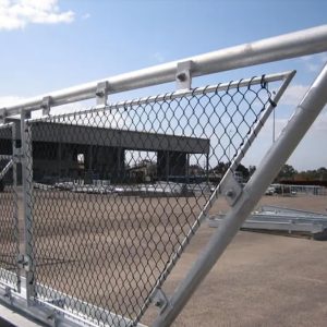 Helipad safety net
