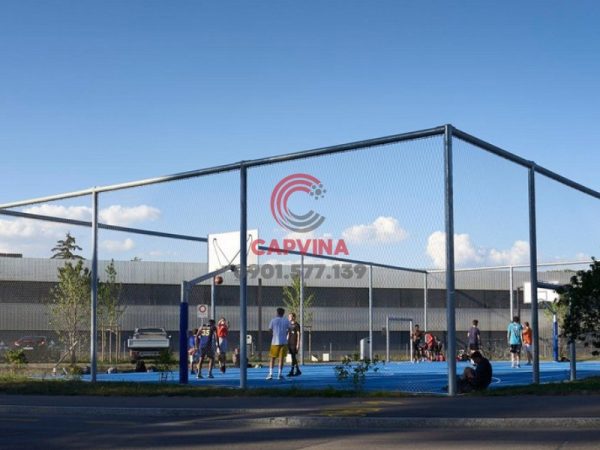 Basketball court fence netting